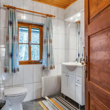 Chalet In Near Slopes Mörtschach